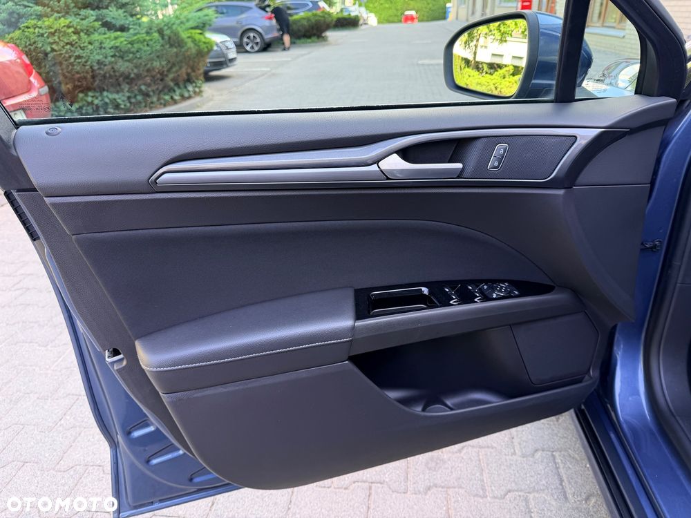 Ford Mondeo - 20