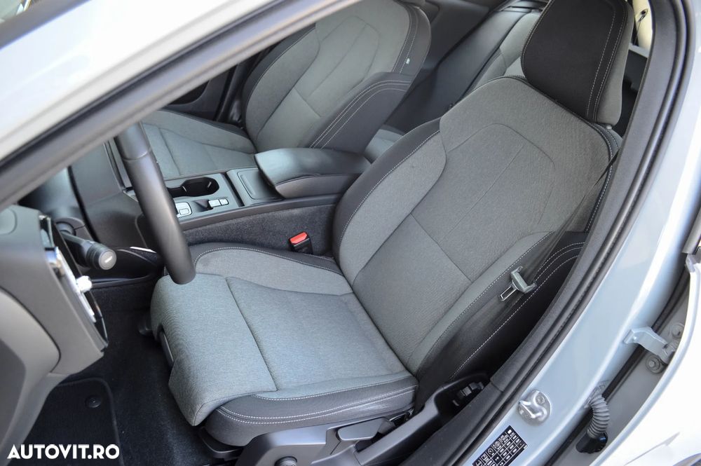 Volvo XC 40 T2 AT8 Momentum - 25
