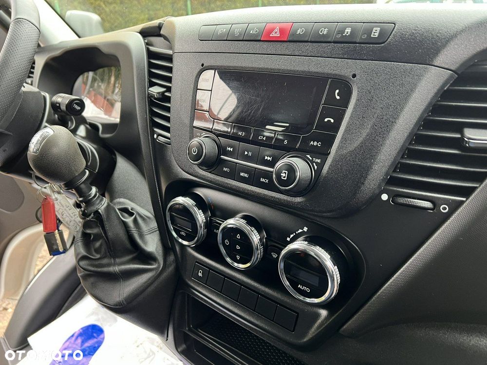 Iveco Daily - 12