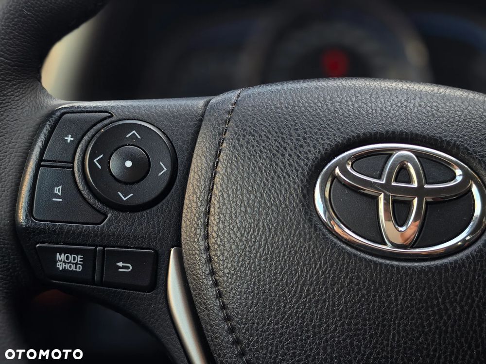 Toyota RAV4 - 24