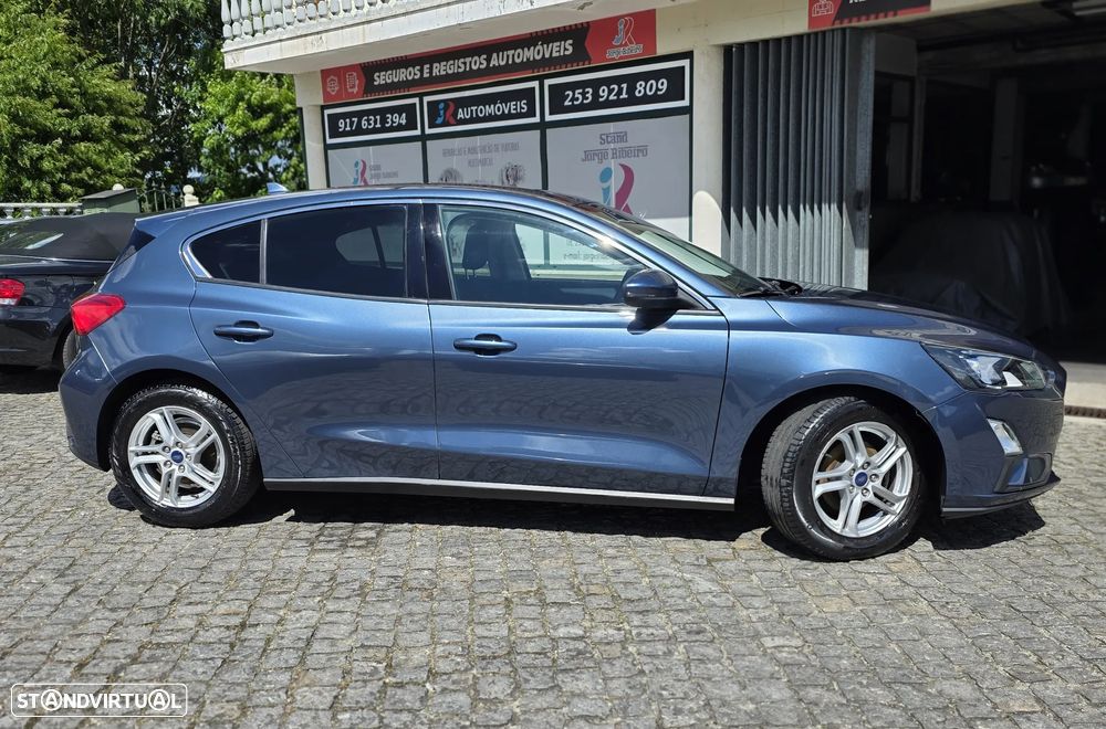 Ford Focus 1.0 EcoBoost Business - 4