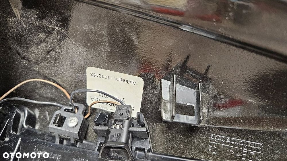 Obudowa lusterka prawa Mercedes W212 7426-500-14 - 10