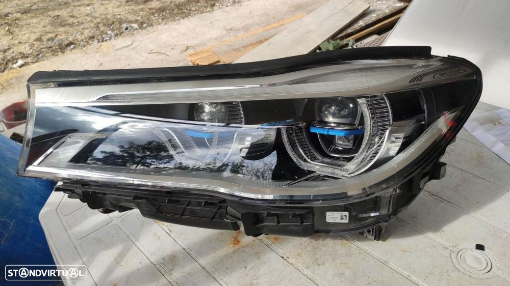 farol esquerdo Laser BMW série 7 G11 - 1