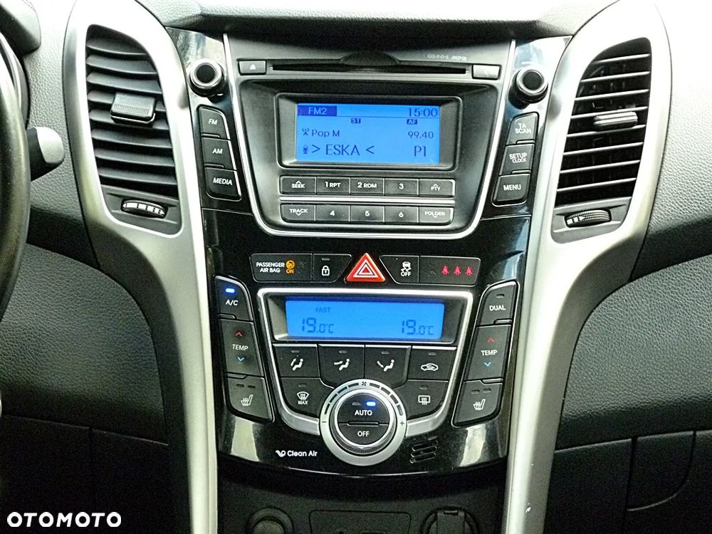 Hyundai i30 1.4 Fifa World Cup Edition - 17