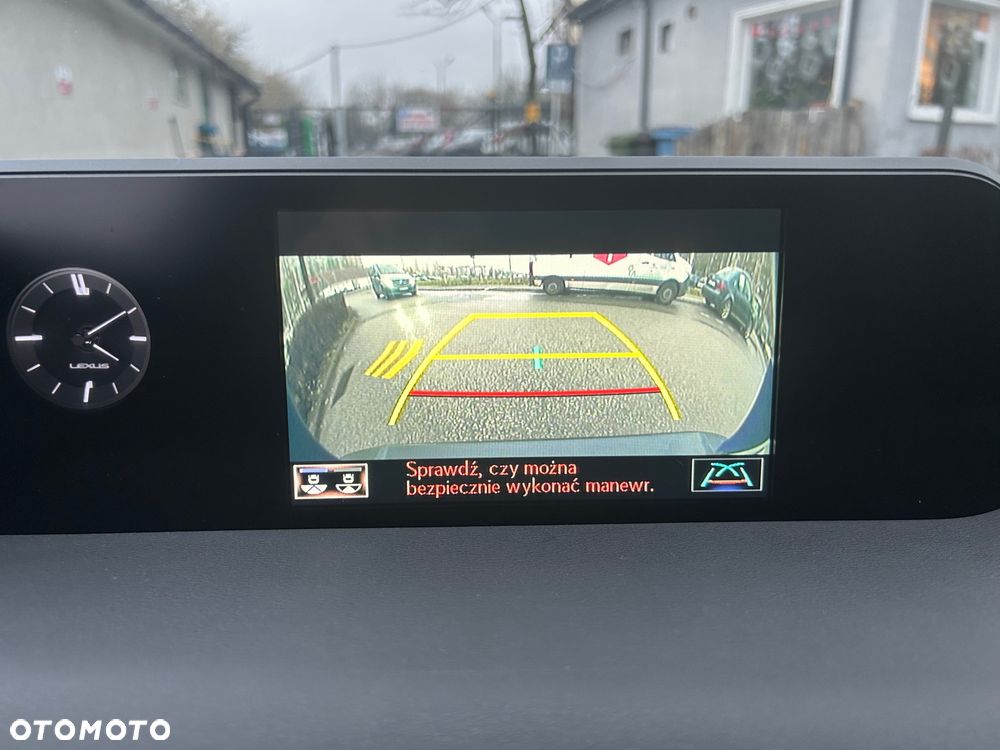 Lexus UX 250h GPF Business Edition 2WD - 20