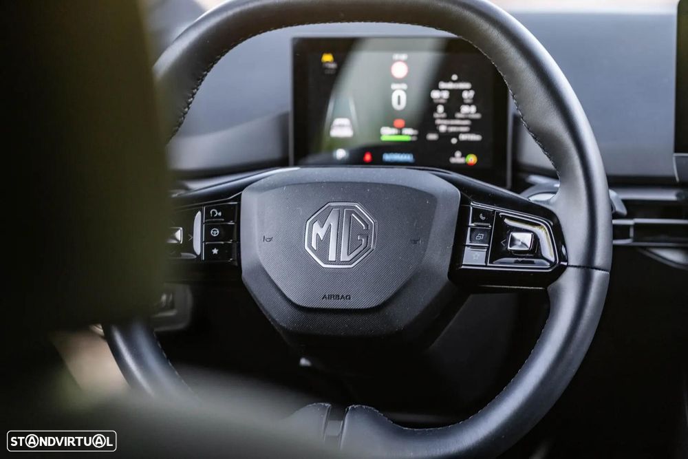 MG MG4 64 kWh Comfort - 25