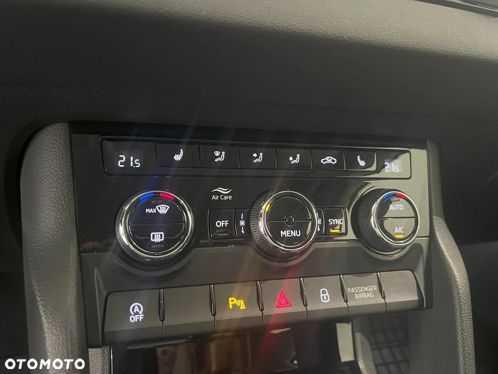 Skoda Karoq 1.5 TSI ACT 4x2 Style - 23