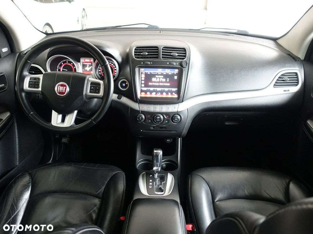 Fiat Freemont 2.0 Multijet Lounge AWD - 18