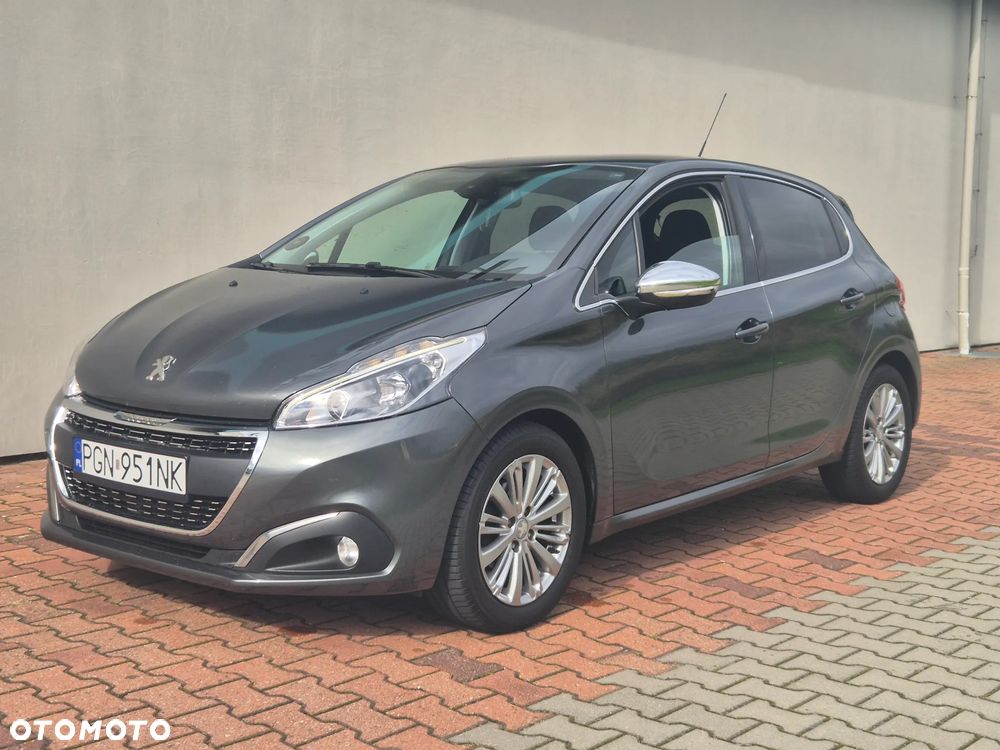 Peugeot 208 1.6 BlueHDi Allure S&S - 2