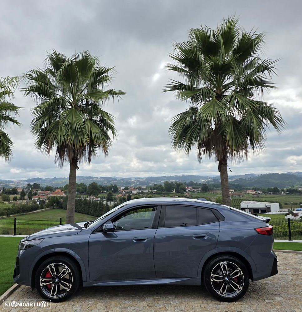 BMW iX2 eDrive20 Pack Desportivo M Pro - 5