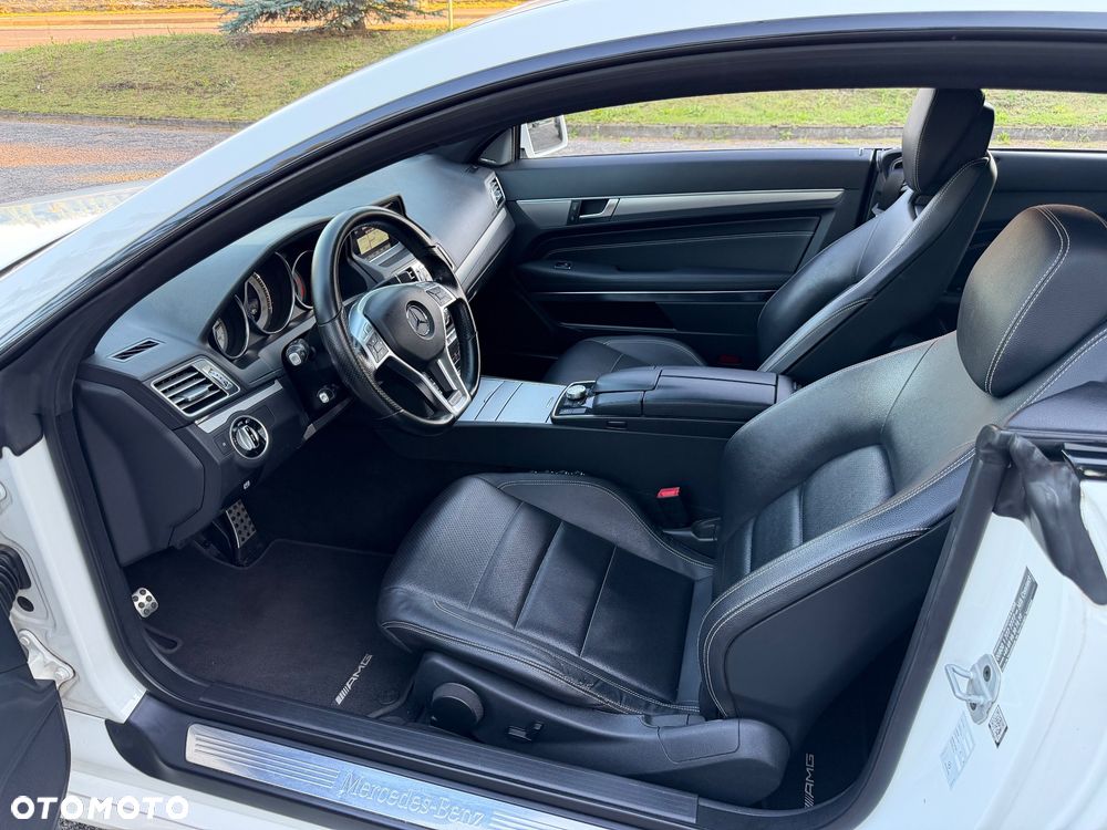 Mercedes-Benz Klasa E 250 7G-TRONIC - 12