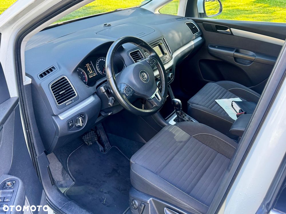 Volkswagen Sharan - 15