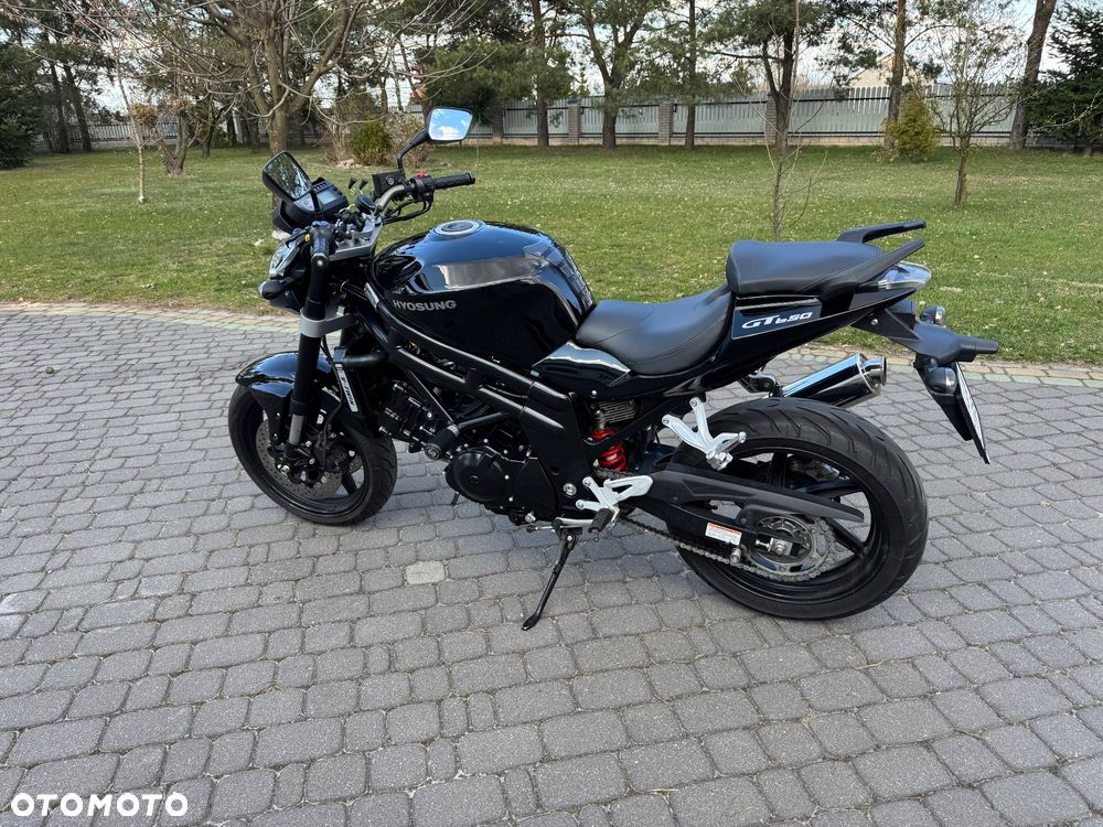 Hyosung GT Comet - 7