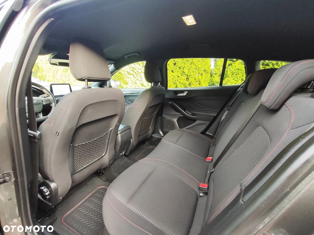 Ford Focus Turnier 1.6 EcoBoost Start-Stopp-System SYNC Edition - 15