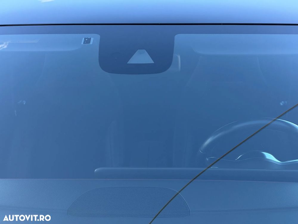 Mercedes-Benz CLA 200 - 25