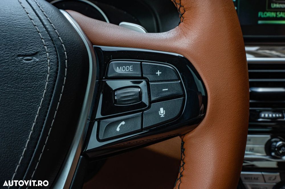 BMW Seria 5 525d Aut. Sport Line - 22