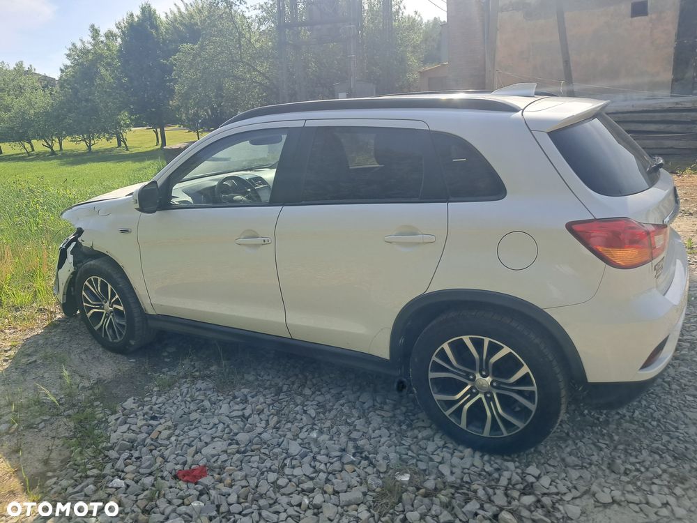 Mitsubishi Outlander - 6
