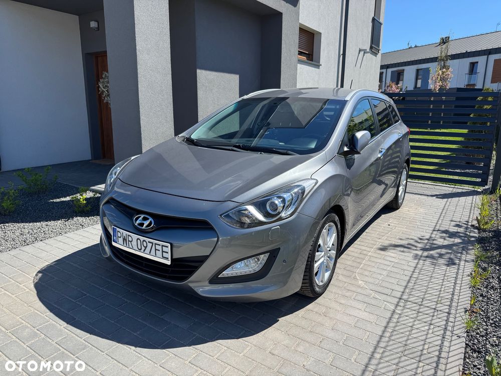 Hyundai i30 1.6 CRDi Premium - 1