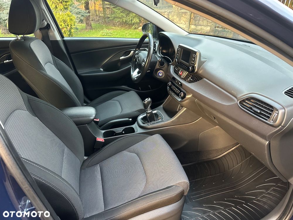 Hyundai i30 1.4 Passion Plus - 19