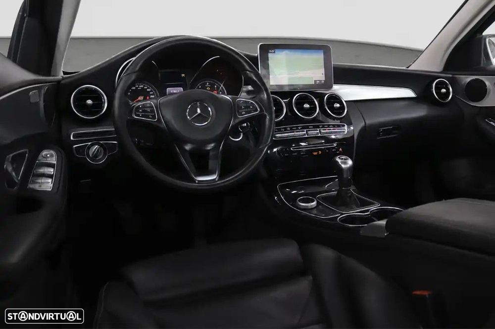Mercedes-Benz C 200 - 6