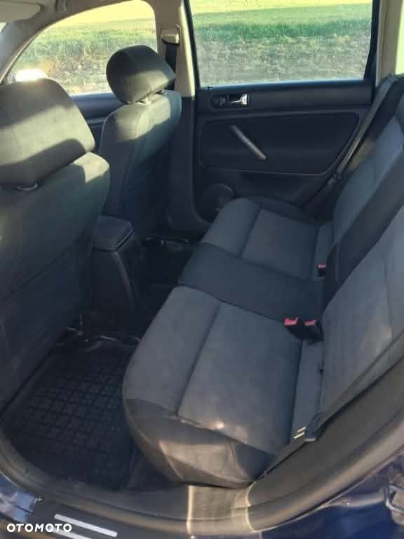 Volkswagen Passat - 9
