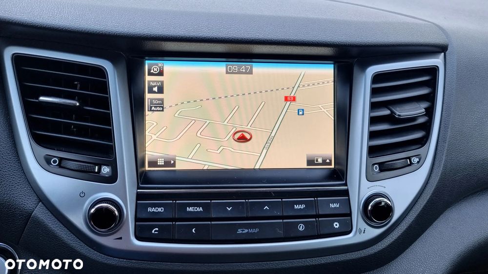 Hyundai Tucson blue 1.7 CRDi 2WD Intro Edition - 35