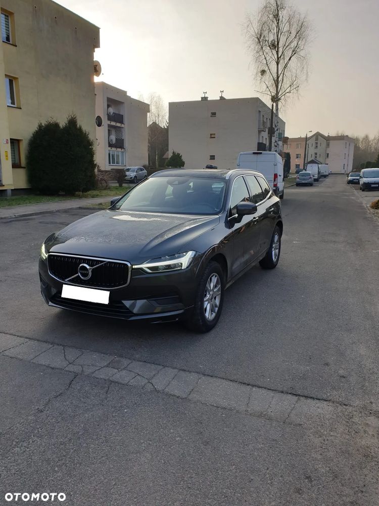 Volvo XC 60 D5 AWD Momentum - 8