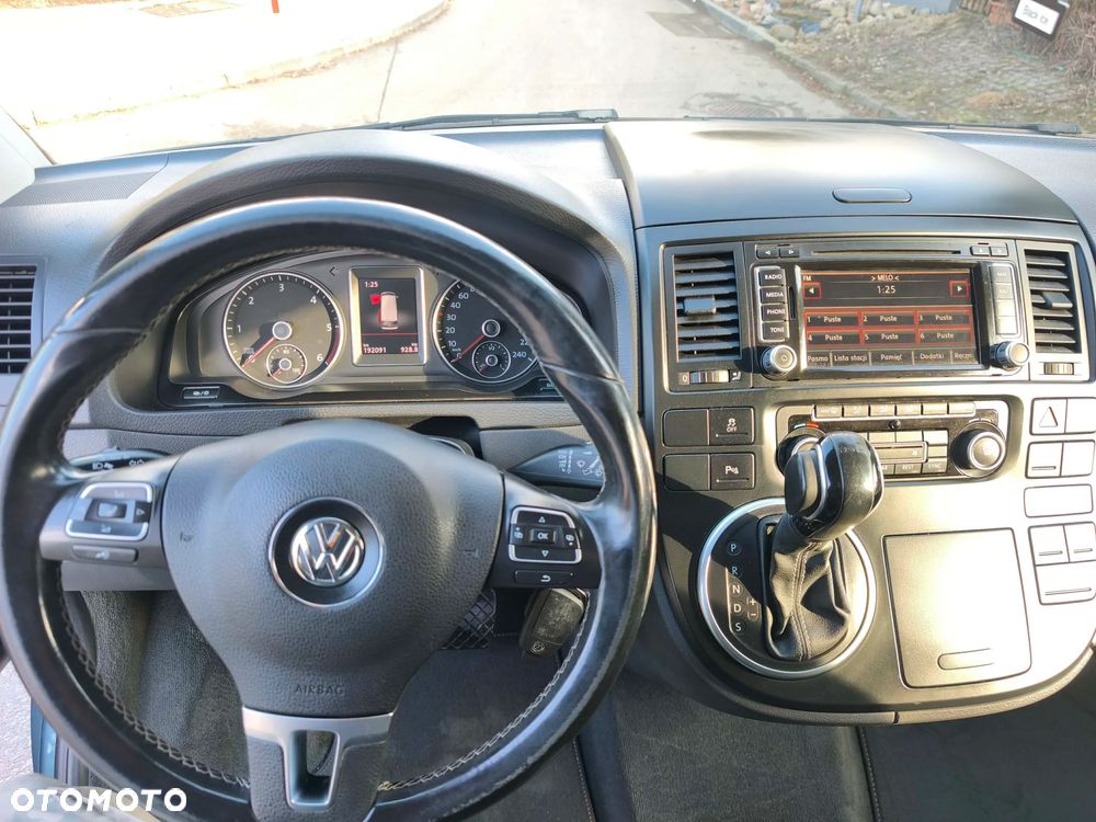 Volkswagen Multivan - 7