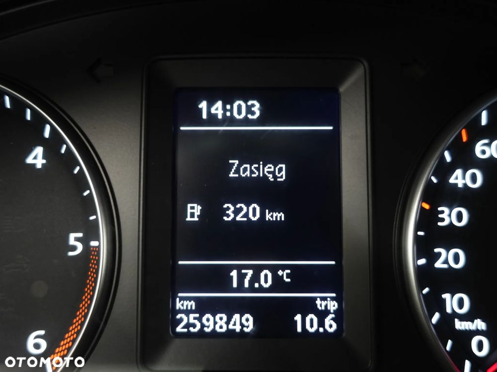 Volkswagen Golf Plus 1.6 TDI DPF MATCH - 38