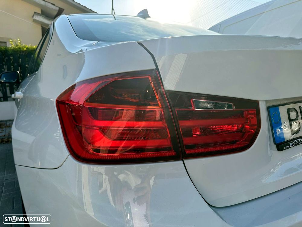 BMW 328 i Aut. Modern Line - 13