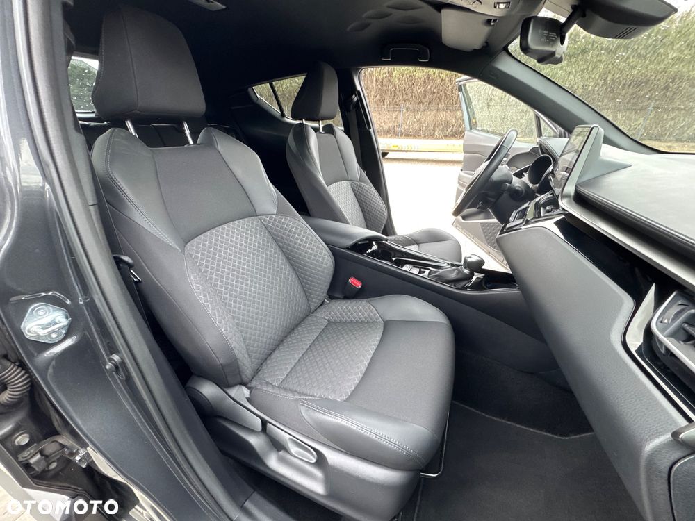 Toyota C-HR 2.0 Hybrid Style - 34