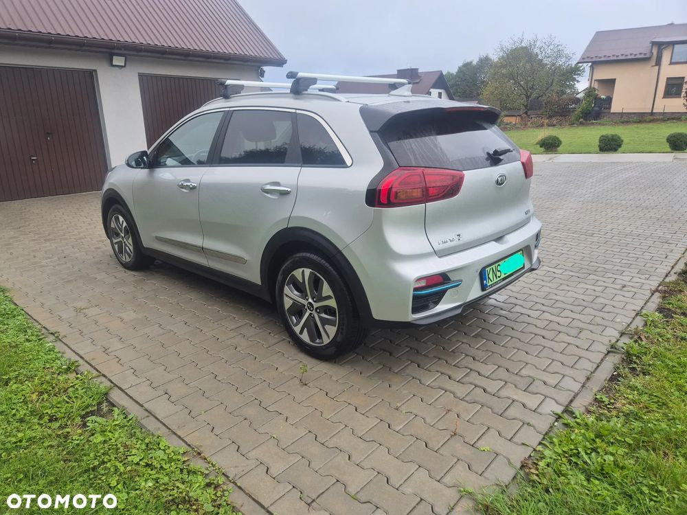 Kia Niro e-Niro 64kWh XL - 5
