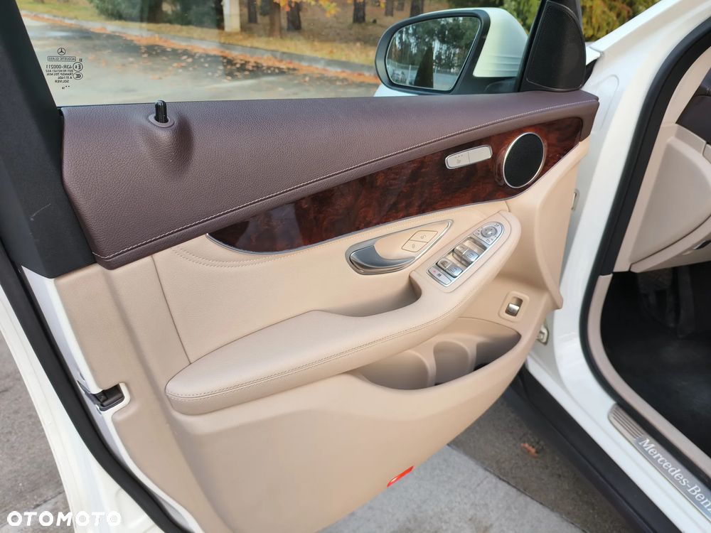 Mercedes-Benz GLC 250 4-Matic - 14