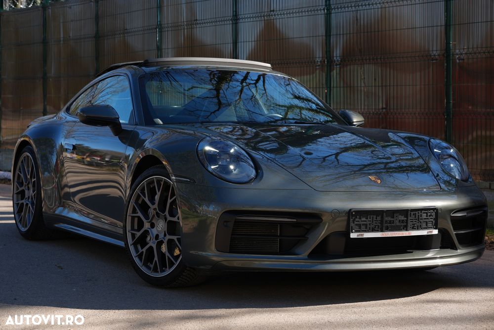 Porsche 911 Carrera PDK - 3