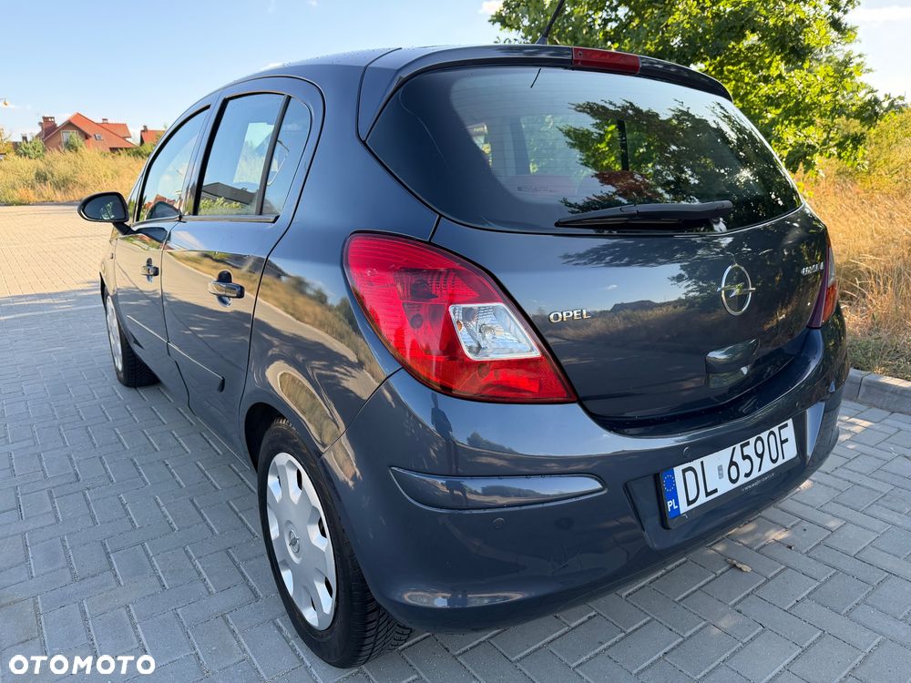 Opel Corsa 1.4 16V Enjoy - 2