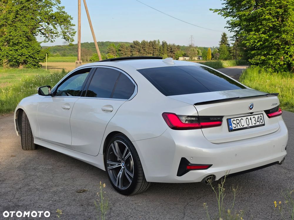 BMW Seria 3 330i Sport Line sport - 8