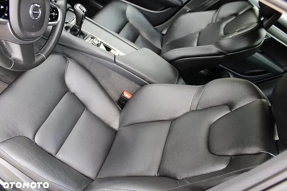 Volvo S90 - 20