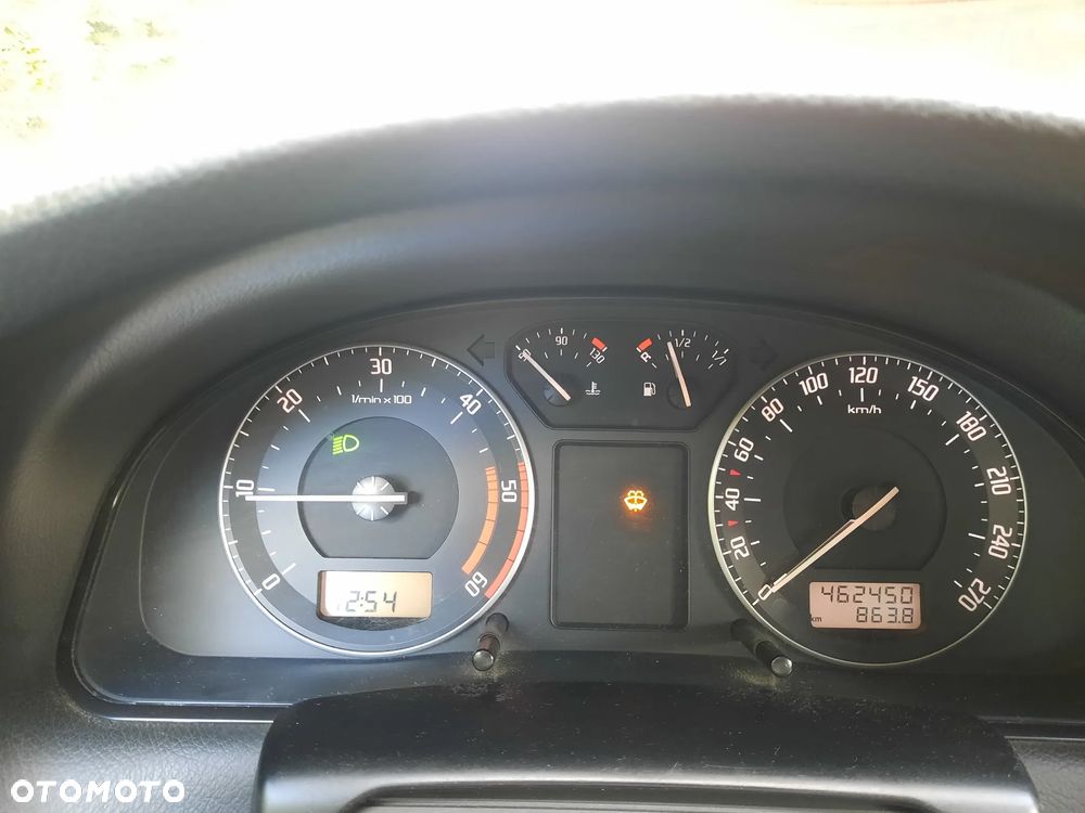 Skoda Superb 2007 photo 4