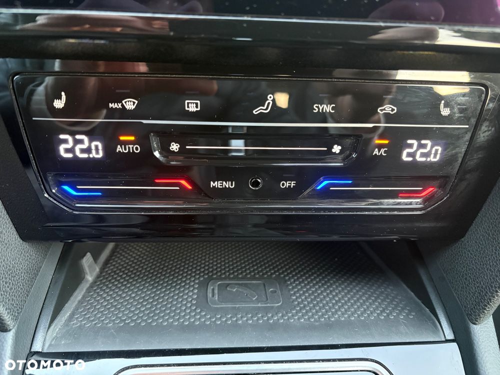 Volkswagen Passat ver-2-0-tdi-evo-elegance-dsg - 28