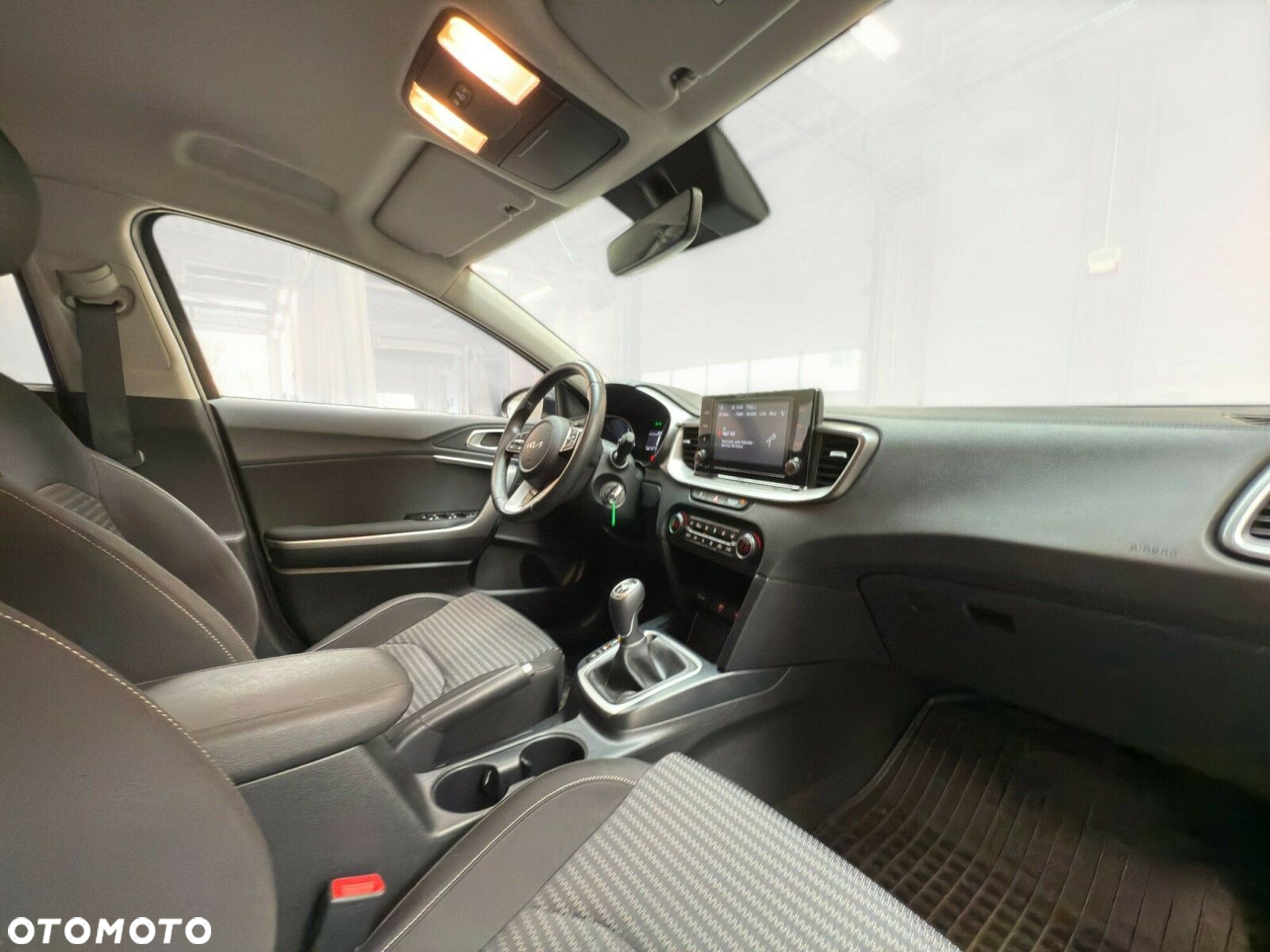 Kia XCeed 1.5 T-GDI L - 19