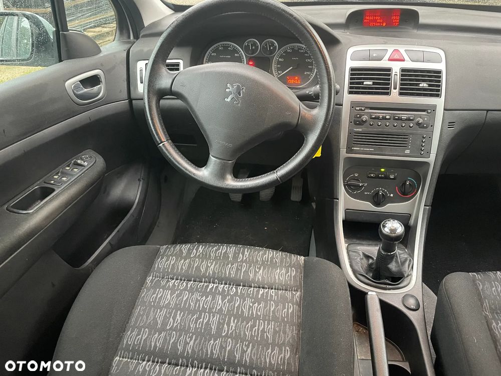 Peugeot 307 - 6