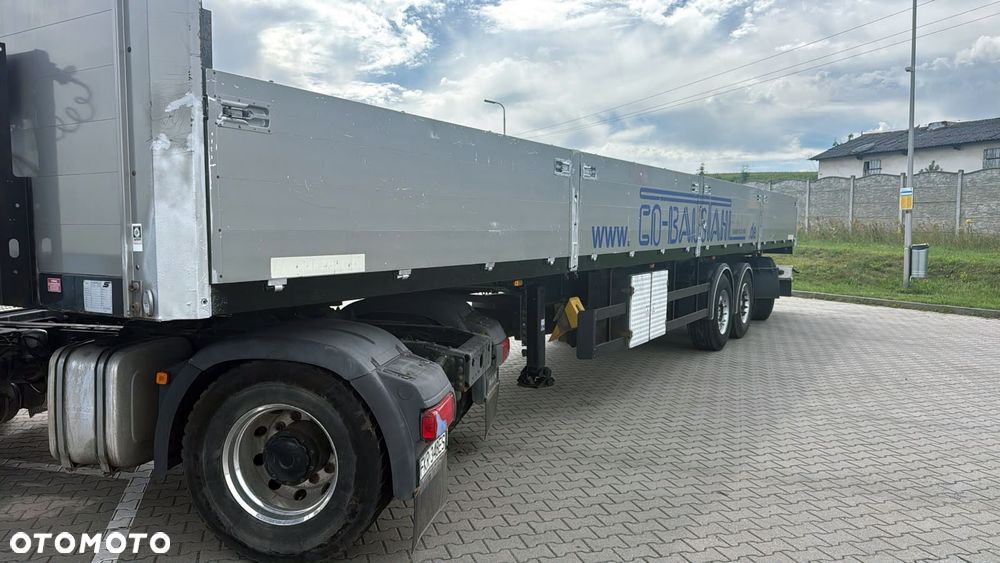 Schwarzmuller J903 - 3