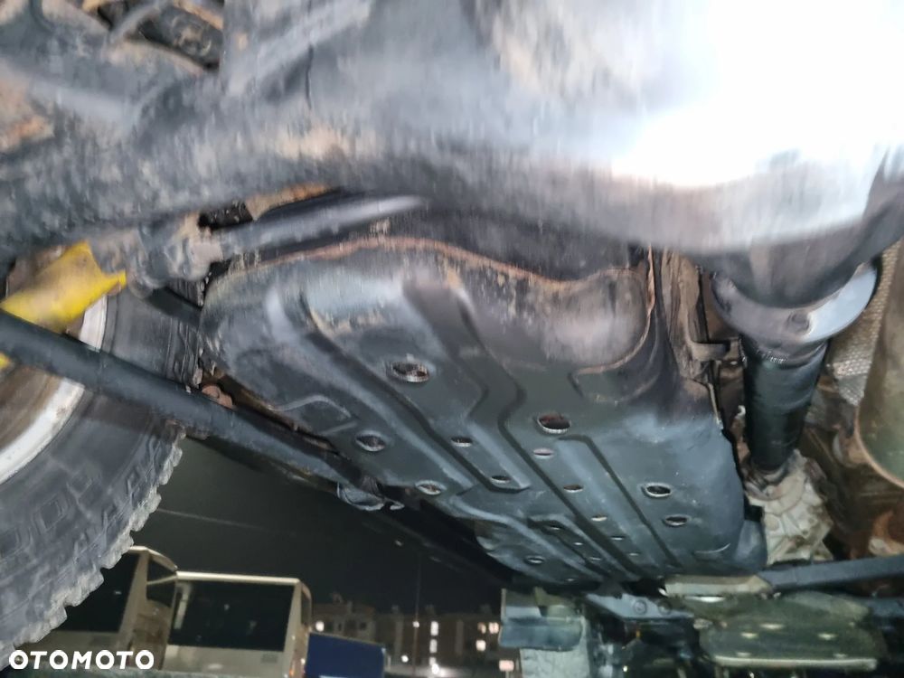 Toyota Land Cruiser 3.0 D Sol - 35