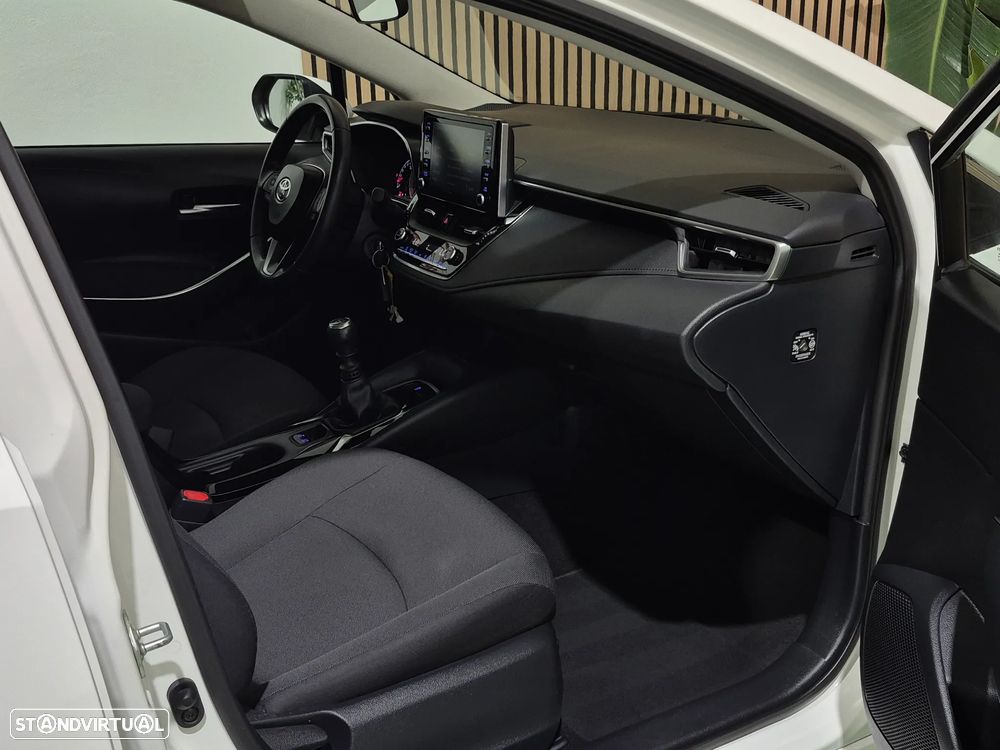 Toyota Corolla - 15