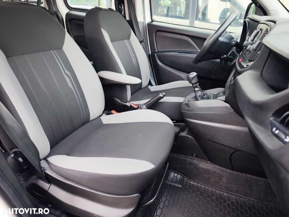 Fiat Doblo Combi 1.6 Mjet 105 CP Maxi Confort - 20