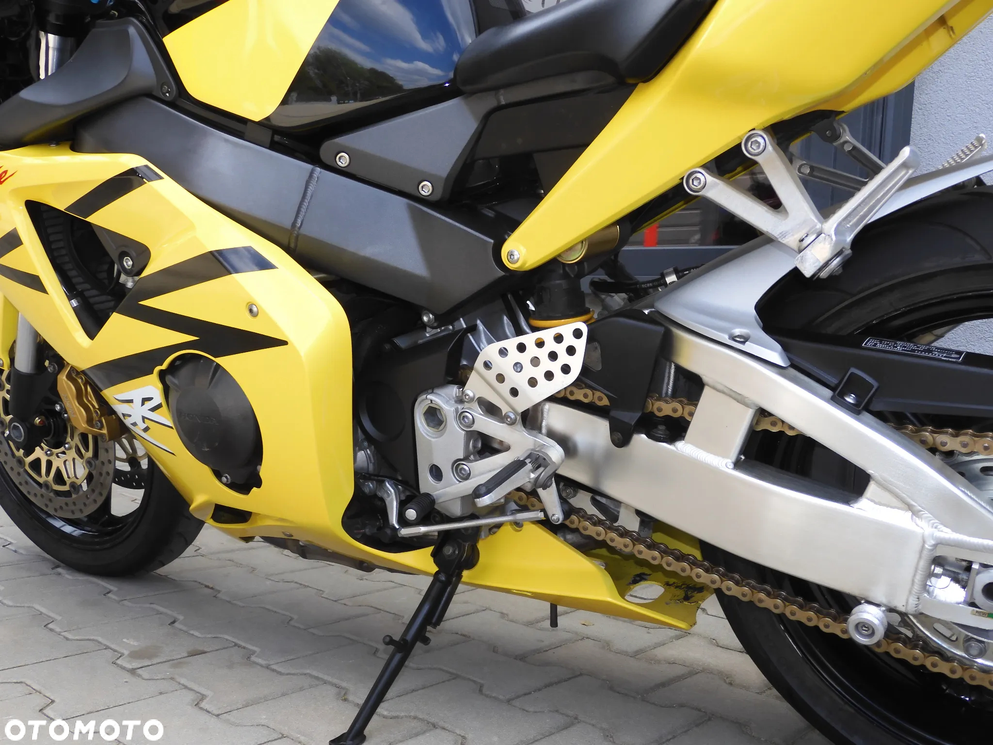 Honda CBR - 37