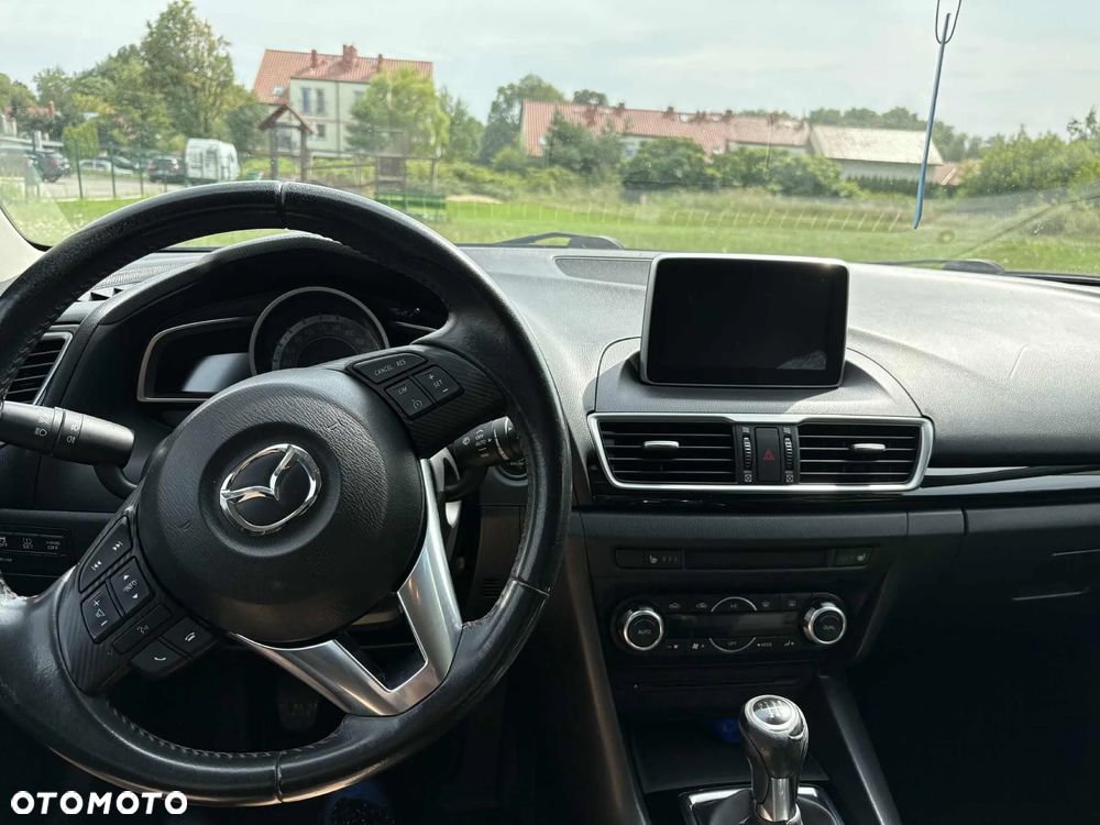 Mazda 3 - 8