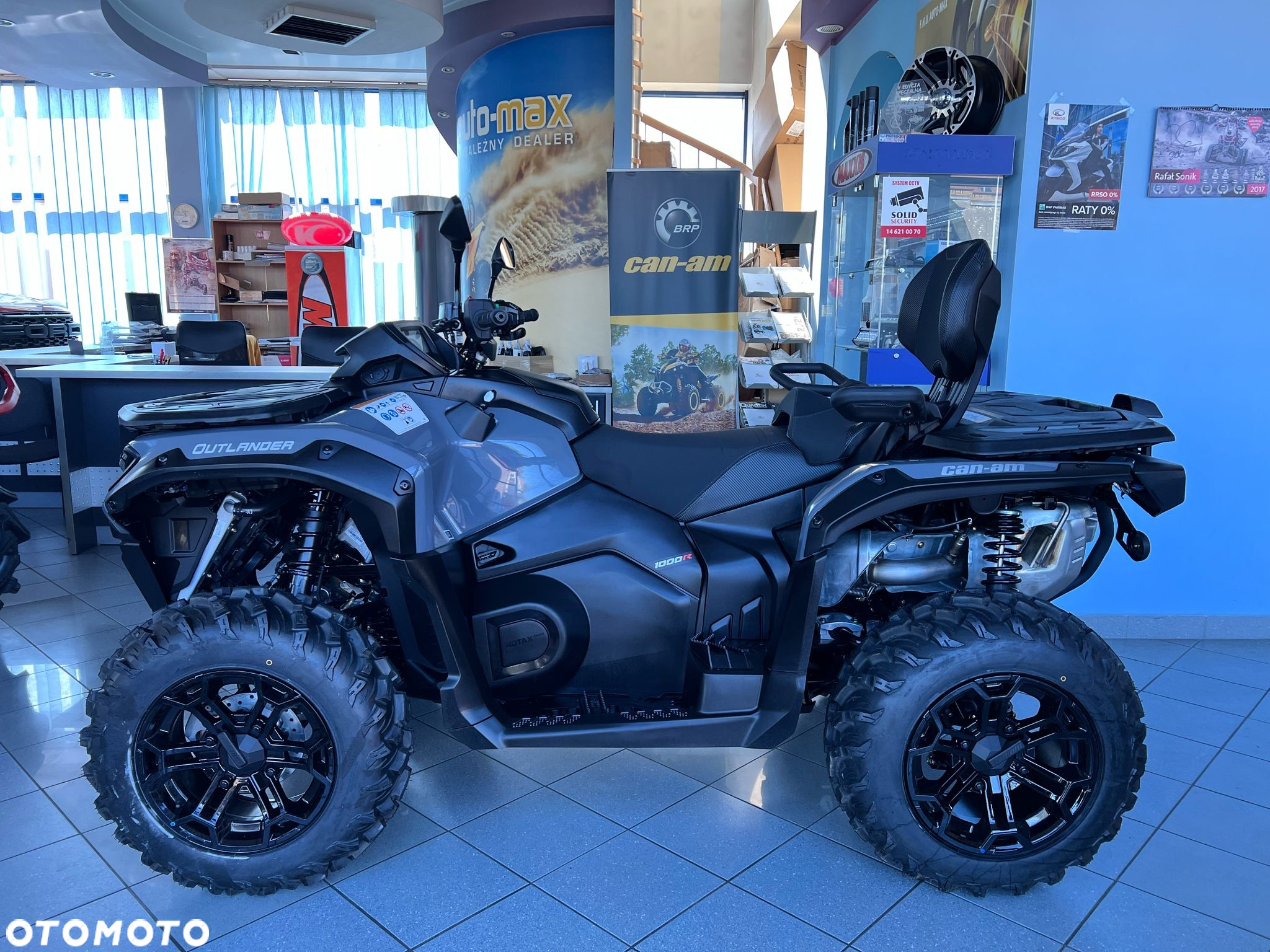 Can-Am Outlander Max - 9