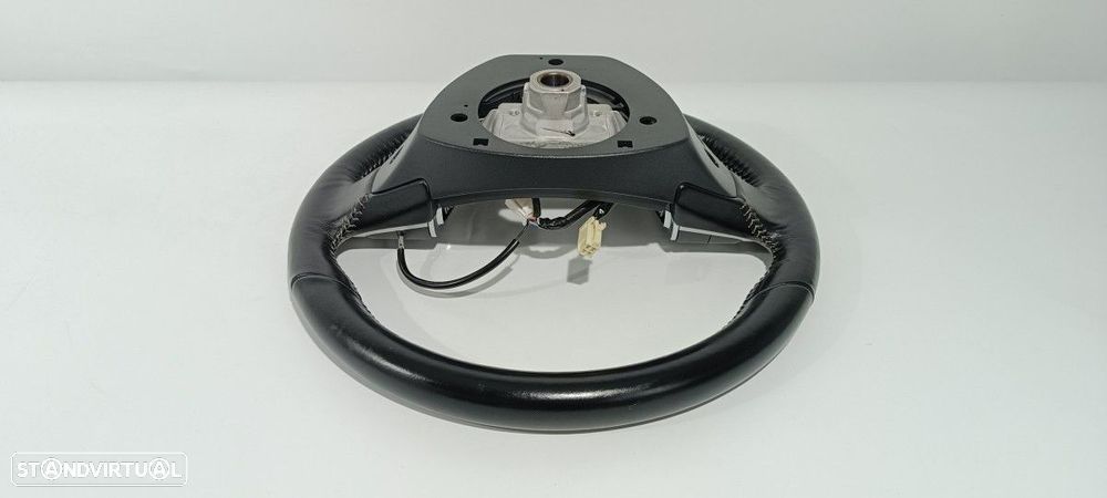 VOLANTE MITSUBISHI OUTLANDER (GF0) PHEV KAITEKI 4WD - 2