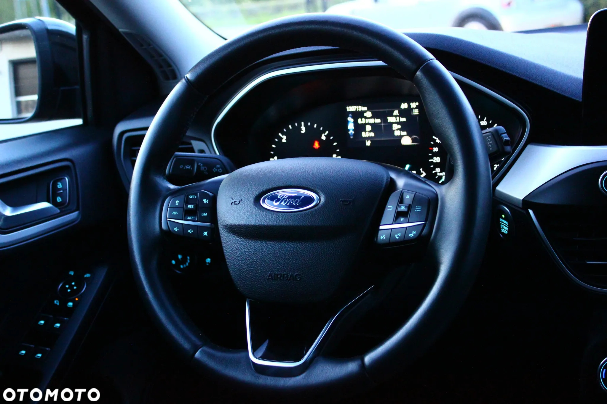 Ford Focus 1.5 EcoBlue Start-Stopp-System TITANIUM - 38